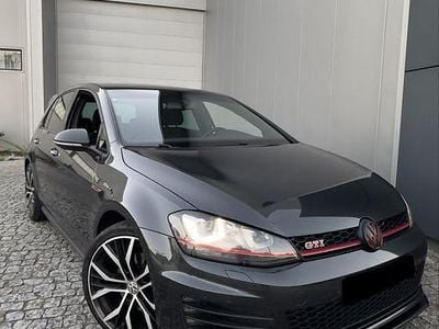 VW Golf VII