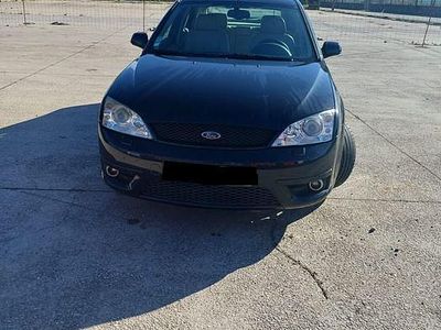 Usado 2001 Ford Mondeo Ghia Sedan | € 4.500