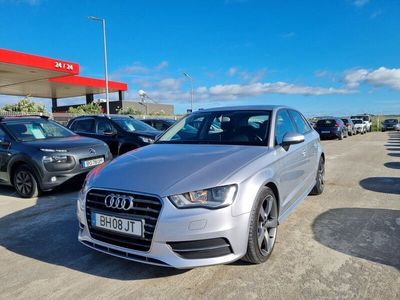 usado Audi A3 1.6 TDi Attraction Ultra