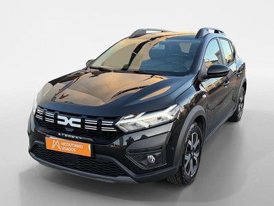 Preto Usado 2024 Dacia Sandero Expression | € 16.606 (Preço justo)