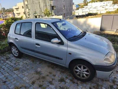 Renault Clio II