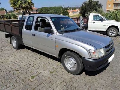 usado Toyota HiLux 2.5D4D