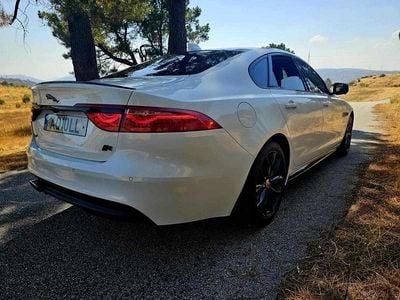 Branco Usado 2016 Jaguar XF Sedan | € 24.500