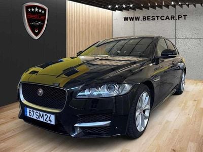 Usado Jaguar XF 179 HP (131 kW) 2017 Preto Sedan