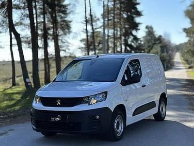 Usado Peugeot Partner Premium 100 HP (73 kW) 2019 Branco Monovolume