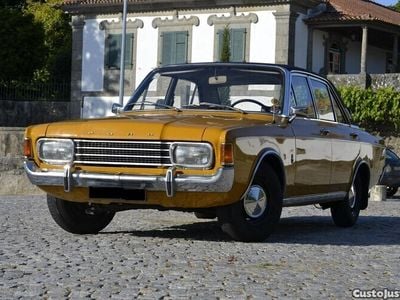 Castanho Usado 1980 Ford Taunus Sedan | € 18.750