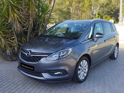 Usado Opel Zafira 135 HP (99 kW) 2017 Cinzento Monovolume
