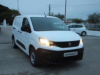 Branco Usado 2021 Peugeot Partner Monovolume | € 13.950 (Preço justo)