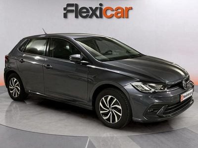 Usado VW Polo Life 95 HP (69 kW) 2022 Cinza Citadino