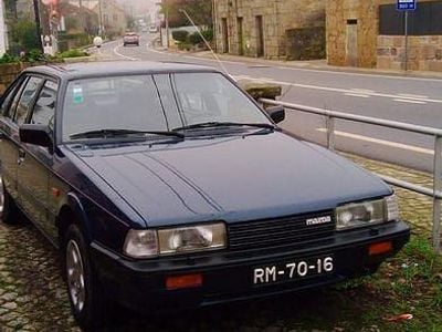 Usado 1987 Mazda 626 Sedan | € 4.000