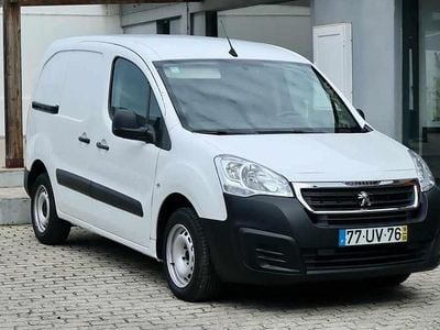 Branco Usado 2018 Peugeot Partner Monovolume | € 7.900 (Bom preço)