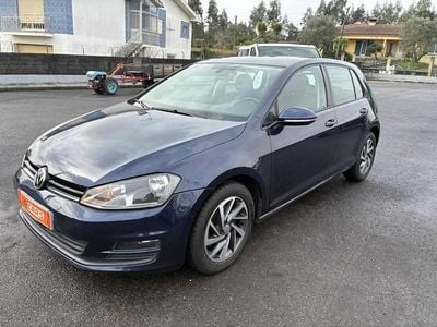 Usado VW Golf VII 105 HP (77 kW) 2015 Azul