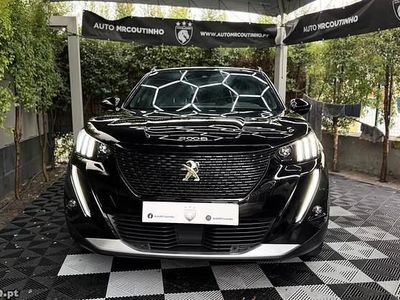 Preto Usado 2022 Peugeot e-2008 GT SUV | € 21.900 (Preço justo)
