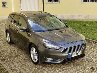 Usado 2015 Ford Focus Titanium Sedan | € 5.350 (Bom preço)
