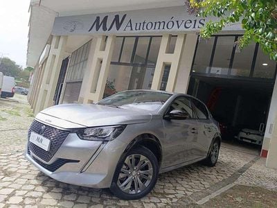 Usado Peugeot e-208 Allure 100 kW (136 HP) 2022 Cinza antracite Citadino