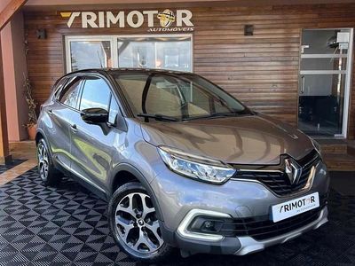 Cinzento Usado 2017 Renault Captur SUV | € 12.990 (Preço elevado)