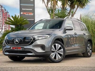 Cinzento Usado 2022 Mercedes EQB250 Electric Art SUV | € 39.480 (Preço elevado)