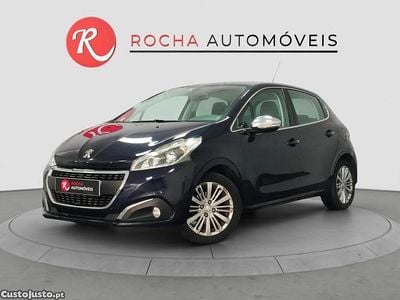 Preto Usado 2019 Peugeot 208 Allure Citadino | € 10.499 (Bom preço)