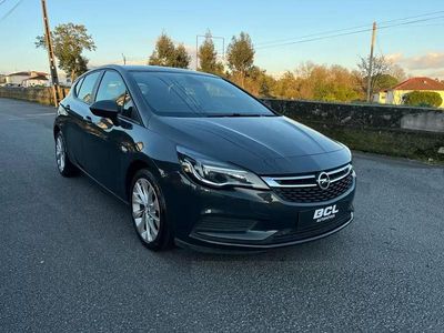 Usado Opel Astra Innovation 110 HP (80 kW) 2016 Cinza Citadino