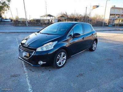 usado Peugeot 208 1.4 HDi Allure