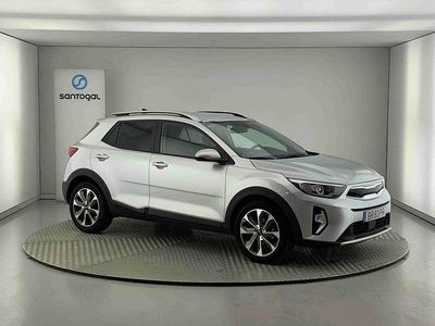Prateado Usado 2025 Kia Stonic SUV | € 19.990 (Preço justo)