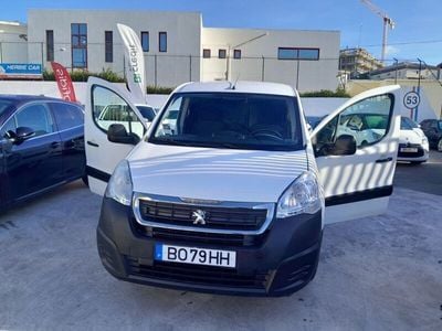 Branco Usado 2018 Peugeot Partner Monovolume | € 14.900 (Preço elevado)