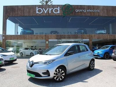 Usado Renault Zoe Evolution 80 kW (109 HP) 2022 Prateado Citadino