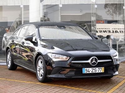 Usado Mercedes CLA180 Style 116 HP (85 kW) 2020 Preto Sedan