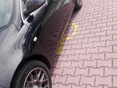 Usado Opel Insignia 160 HP (117 kW) 2009 Preto Sedan