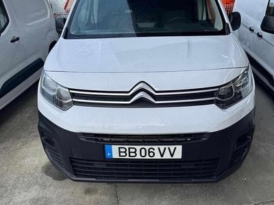 Branco Usado 2023 Citroën Berlingo Monovolume | € 19.500 (Caro)