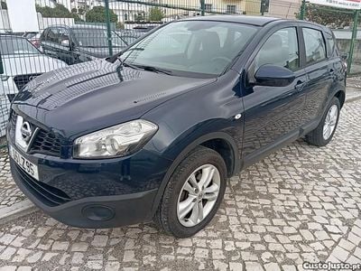 Usado Nissan Qashqai Tekna 109 HP (80 kW) 2011 Azul SUV
