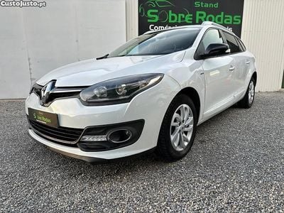 Branco Usado 2015 Renault Mégane III LIMITED Citadino | € 11.900 (Caro)