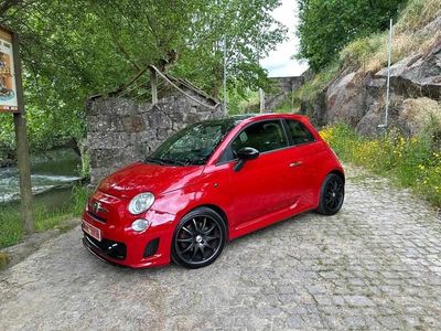 Vermelho (metalizado) Usado 2011 Abarth 500 Competizione Citadino | € 12.990