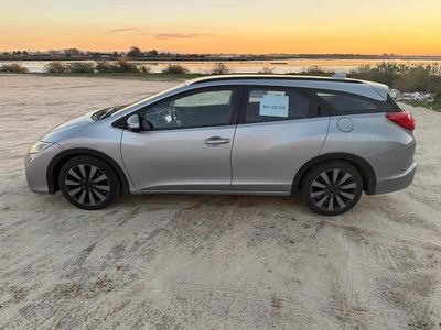 Usado Honda Civic 120 HP (88 kW) 2016 Cinzento Carrinha