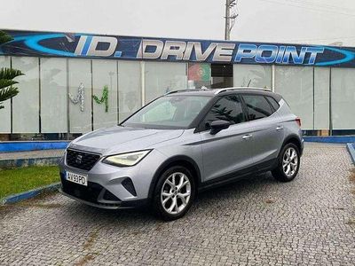 Usado Seat Arona FR 110 HP (80 kW) 2022 Cinza SUV