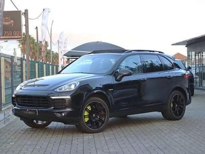 Usado Porsche Cayenne S E-Hybrid 416 HP (305 kW) 2016 Azul SUV