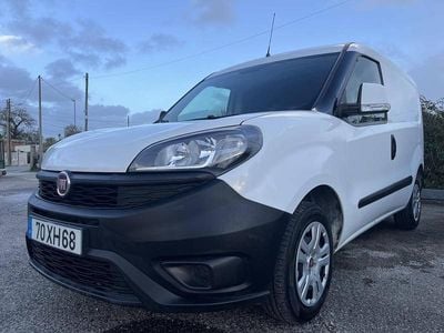Usado Fiat Doblò 95 HP (69 kW) 2019 Branco Monovolume