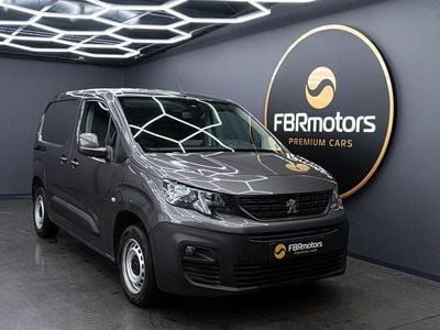 Usado Peugeot Partner S 102 HP (75 kW) 2024 Cinza Monovolume