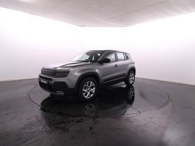 Cinzento Usado 2024 Jeep Avenger SUV | € 24.500 (Preço elevado)
