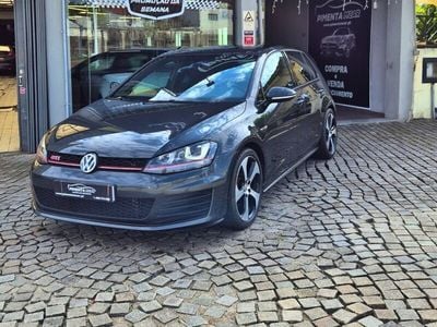 Preto Usado 2015 VW Golf VII GTI | € 22.250 (Preço justo)