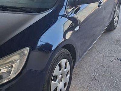 Usado Opel Astra 130 HP (95 kW) 2012 Sedan
