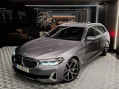 Usado BMW 530e Luxury Line 292 HP (214 kW) 2021 Cinzento Carrinha