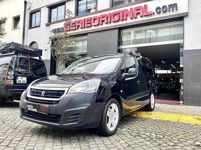 Usado Peugeot Partner 100 HP (73 kW) 2017 Preto Monovolume