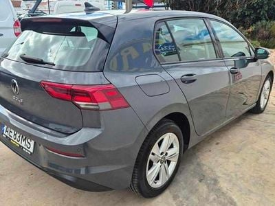 Usado VW Golf VIII 116 HP (85 kW) 2020 Cinzento Citadino