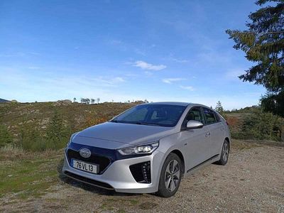 Cinzento Usado 2018 Hyundai Ioniq Citadino | € 8.900