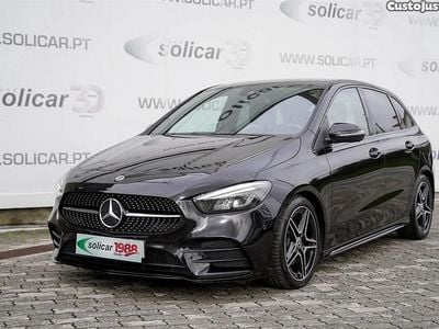 Usado Mercedes B180 AMG line 116 HP (85 kW) 2022 Preto Monovolume