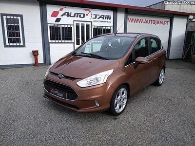 Usado Ford B-MAX Titanium 100 HP (73 kW) 2013 Castanho Monovolume