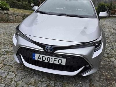 Usado Toyota Corolla Hybrid 184 HP (135 kW) 2020 Cinzento Citadino