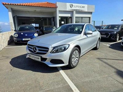 Cinzento Usado 2015 Mercedes C200 | € 17.990 (Preço justo)