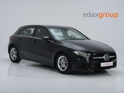 Usado Mercedes A180 Style 116 HP (85 kW) 2019 Preto Sedan